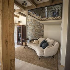 5 bedroom villa with heated pool near Momjan, Istria, sleep 12